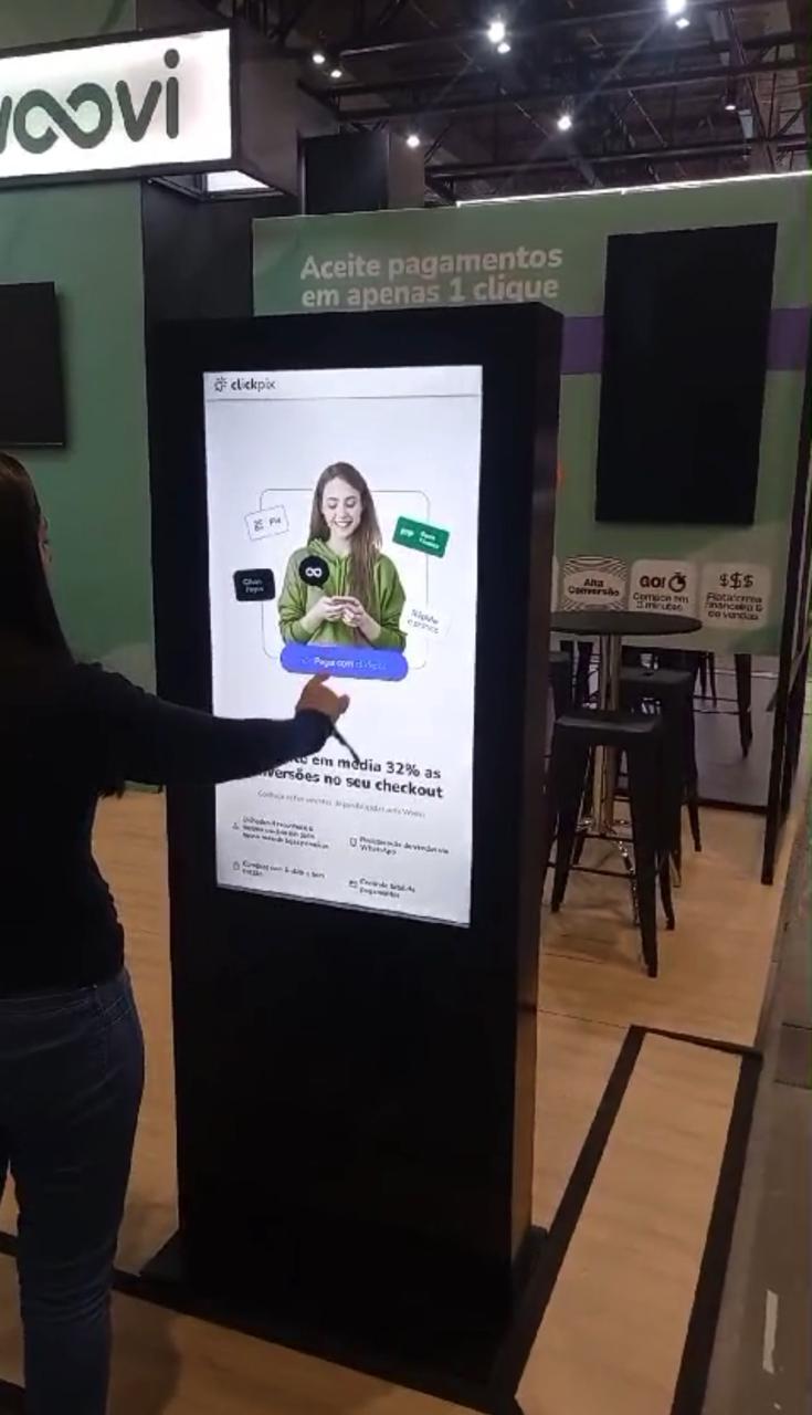 Aluguel de Totem Digital Touch Screen Interativo Em Brasília