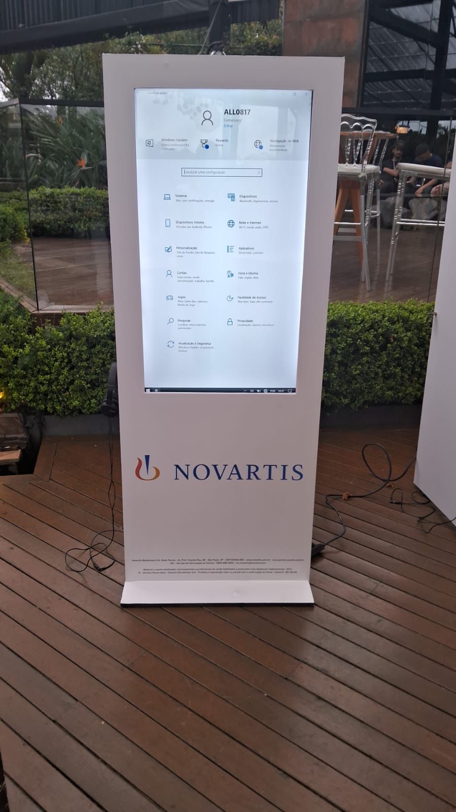 Totem Interativo para Eventos Corporativos | Aluguel de Totem Interativo com Personalização