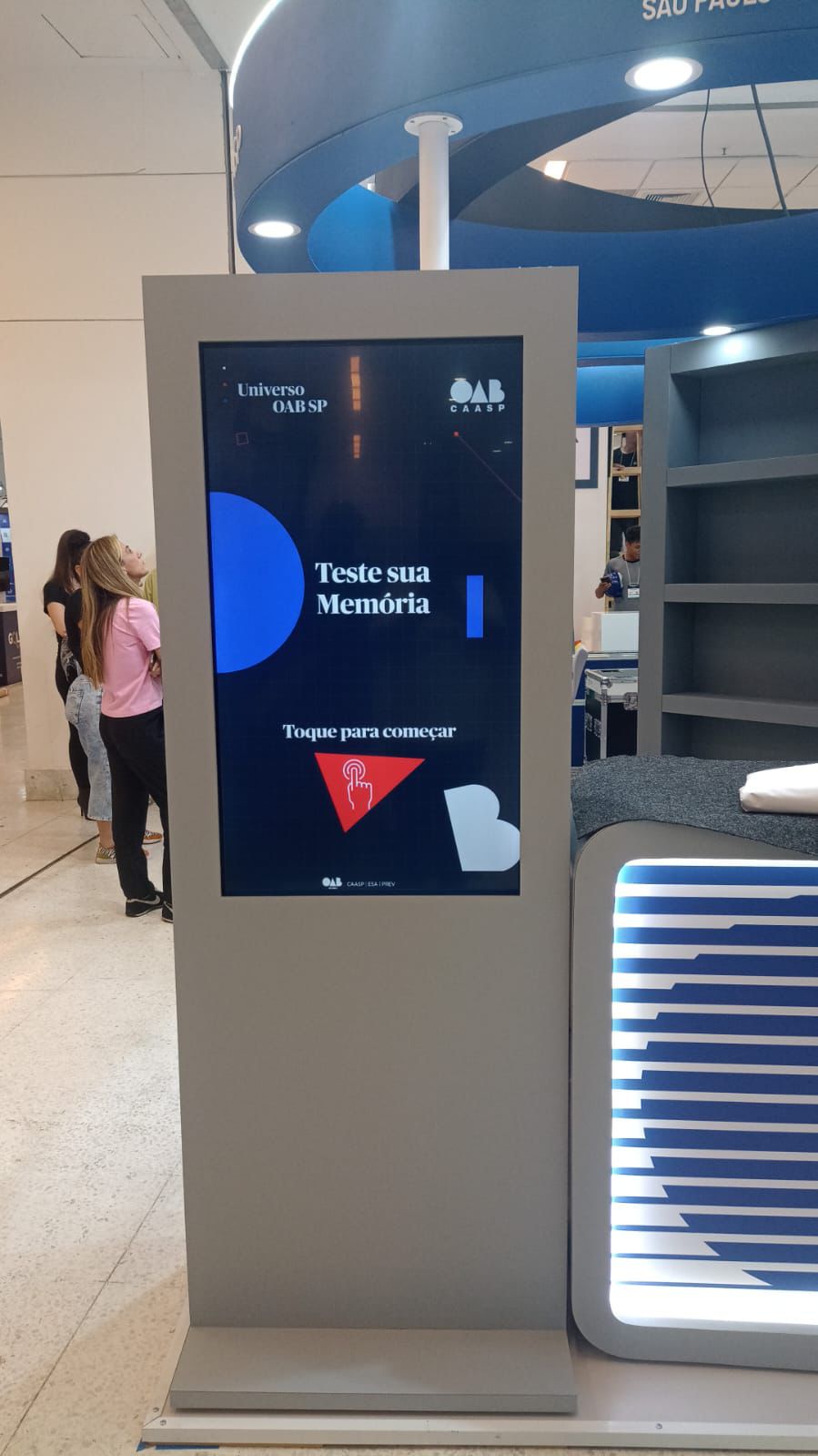 Aluguel de Totem Digital Touch Screen Interativo Em Mato Grosso